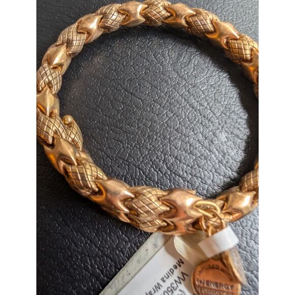 Alex and Ani Gold Bangle Bracelet Set of 2 – Rare Chain-Link + Initial "J" – NWT - Picture 4 of 6